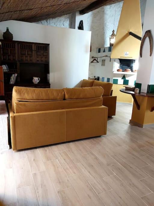 Вилла La Casita Del Horno Pedralba Экстерьер фото